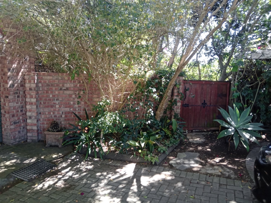4 Bedroom Property for Sale in Noorsekloof Eastern Cape